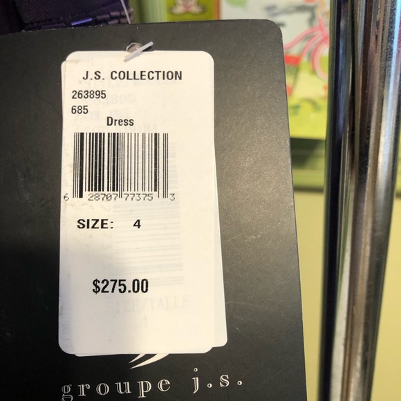 Evening dress - Picture 6 of 8